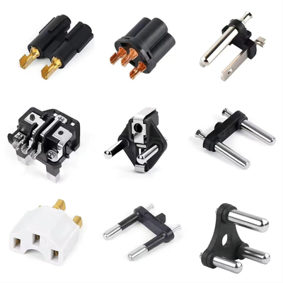 SAA Solid Hollow 3 Pin Power Plug Insert Crimping Machine With Loose Bulk Terminal Vibrating Plate Feeder ماشین پیچ و خم کردن محکم با فلز سیب دار