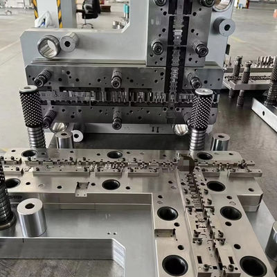 فلز ترمینال Crimping قالب با سوراخ کردن SPM 200 و ذخیره مواد 10٪ برای ماشین فشار سرعت بالا