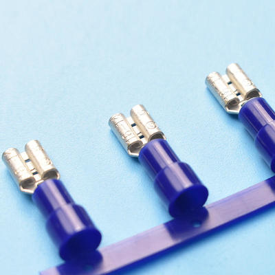 غلاف عایق نایلونی 6.3 میلیمتری اتصالات فیشی مادگی ترمینالهای چاقویی ترمینال کابل